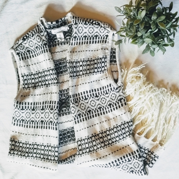H&M Sweaters - L.o.g.g cardigan